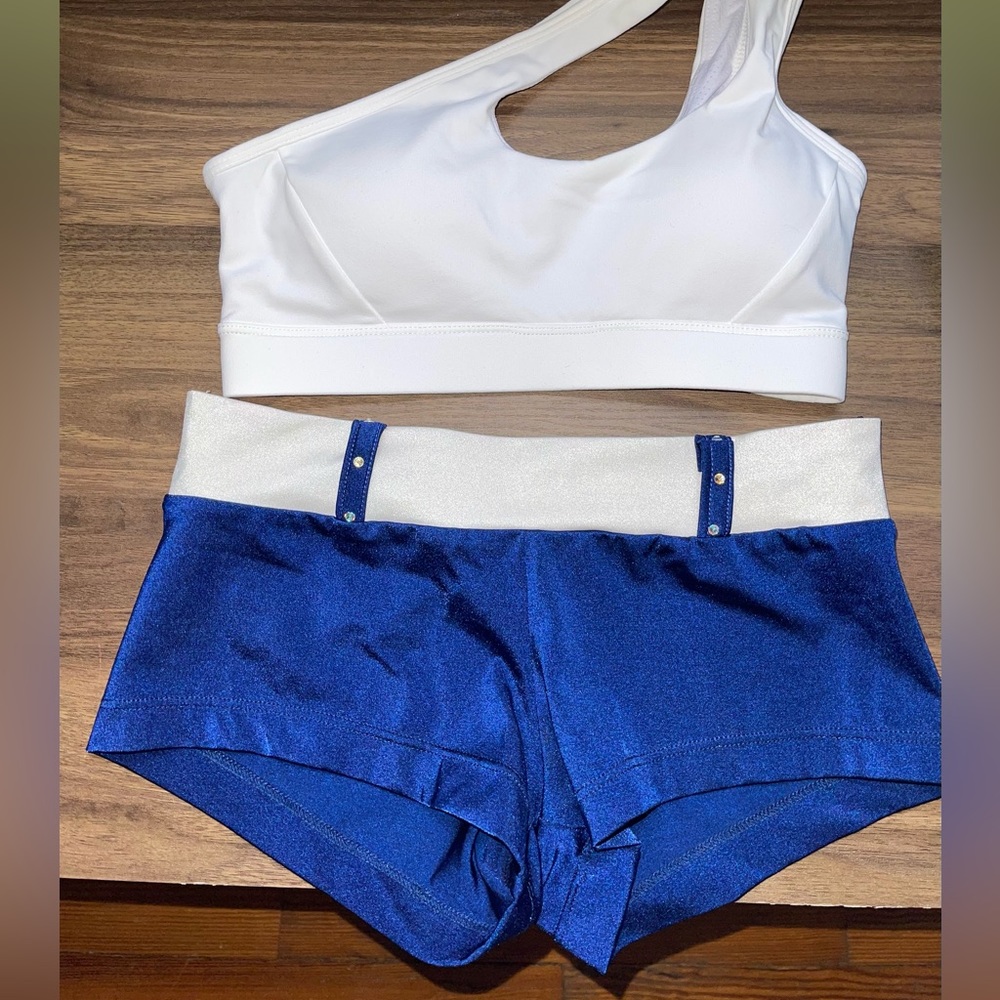 Dallaswear NFL / NBA Pro Cheer / Dance Audition SHORTS